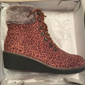 Leopard! Wedge Side Zip Bootie 10
